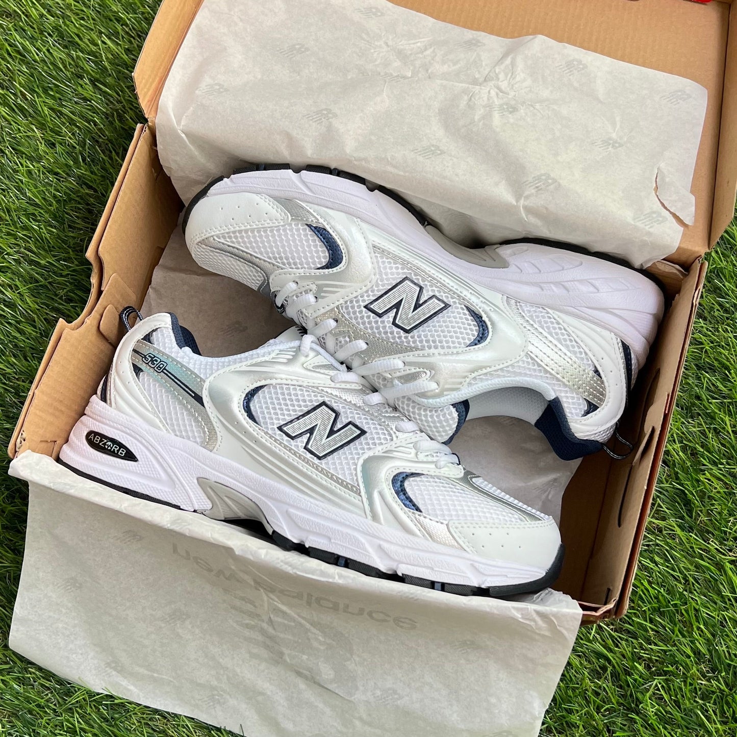 New Balance 530 “White Silver Navy”