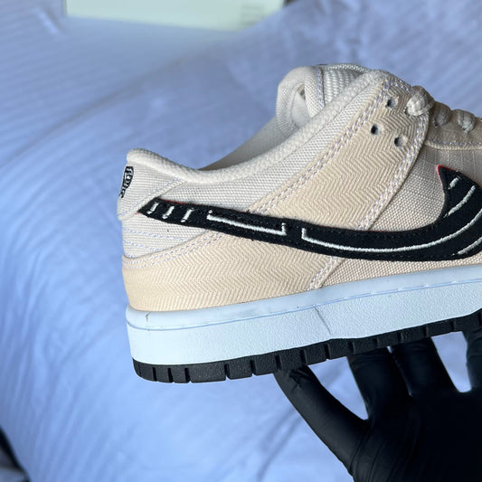 Albino & Preto x Nike Dunk