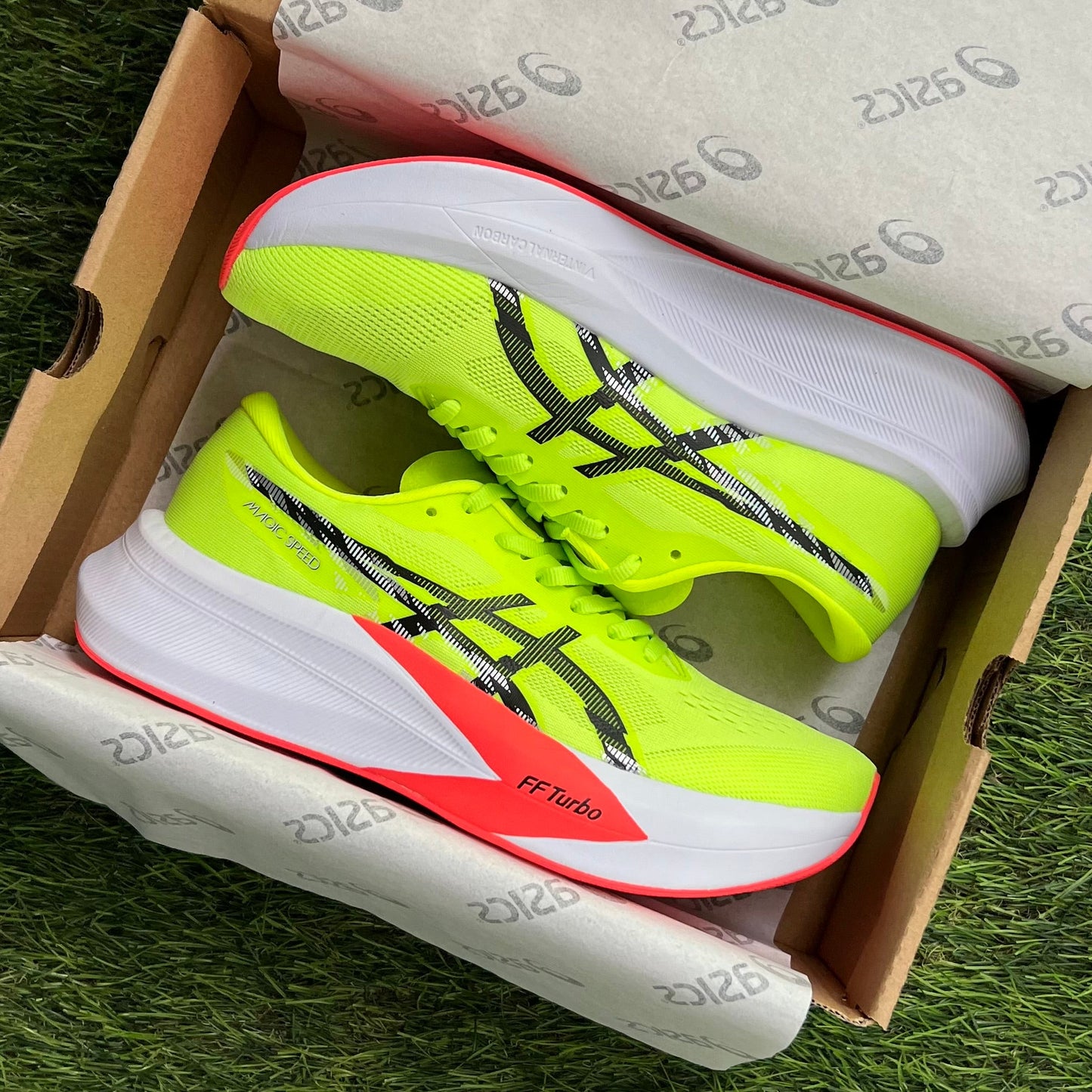 Asics Magic Speed 4 "Safety Yellow / Black"