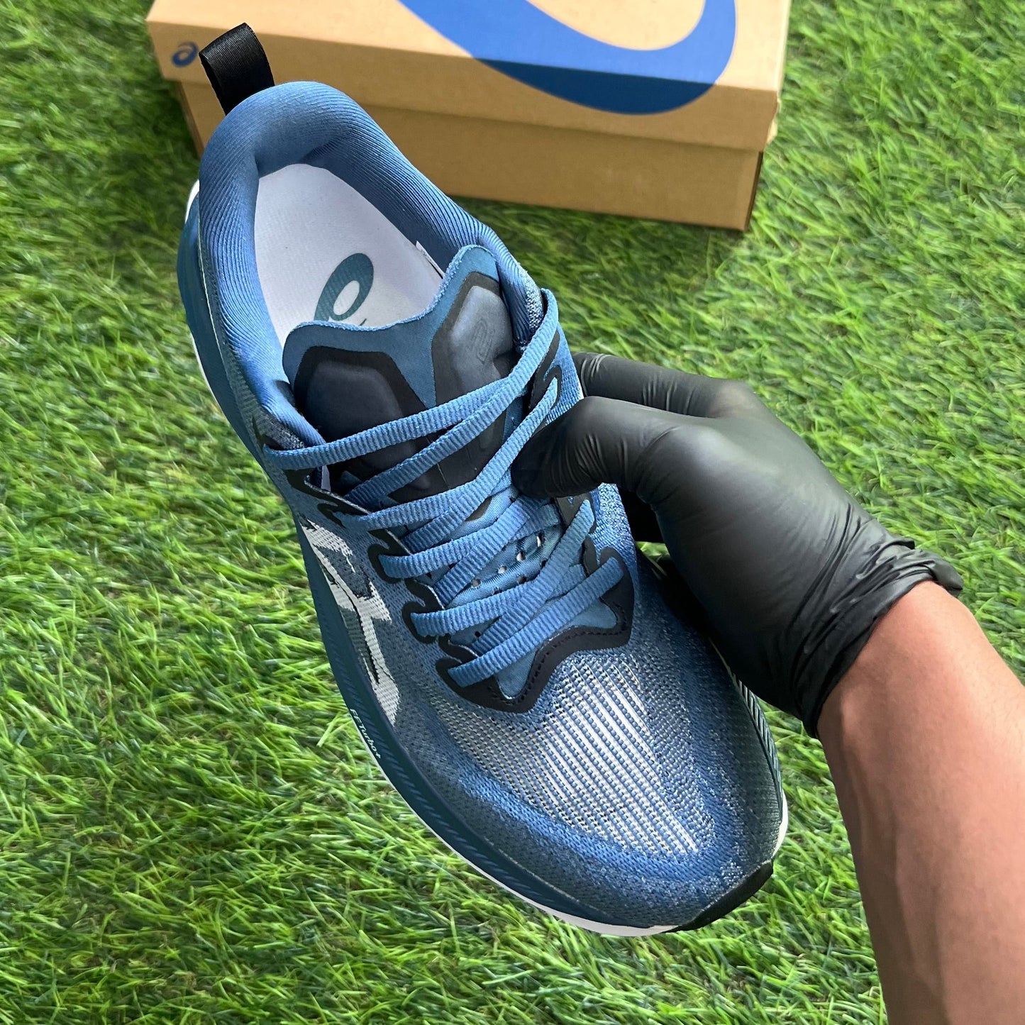 ASICS Superblast 2 “Winter Sea / White”