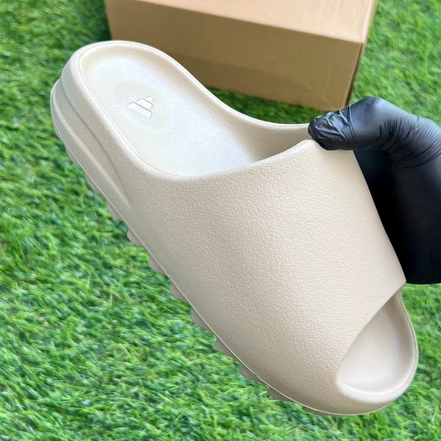 Adidas Yeezy Slide “Bone”