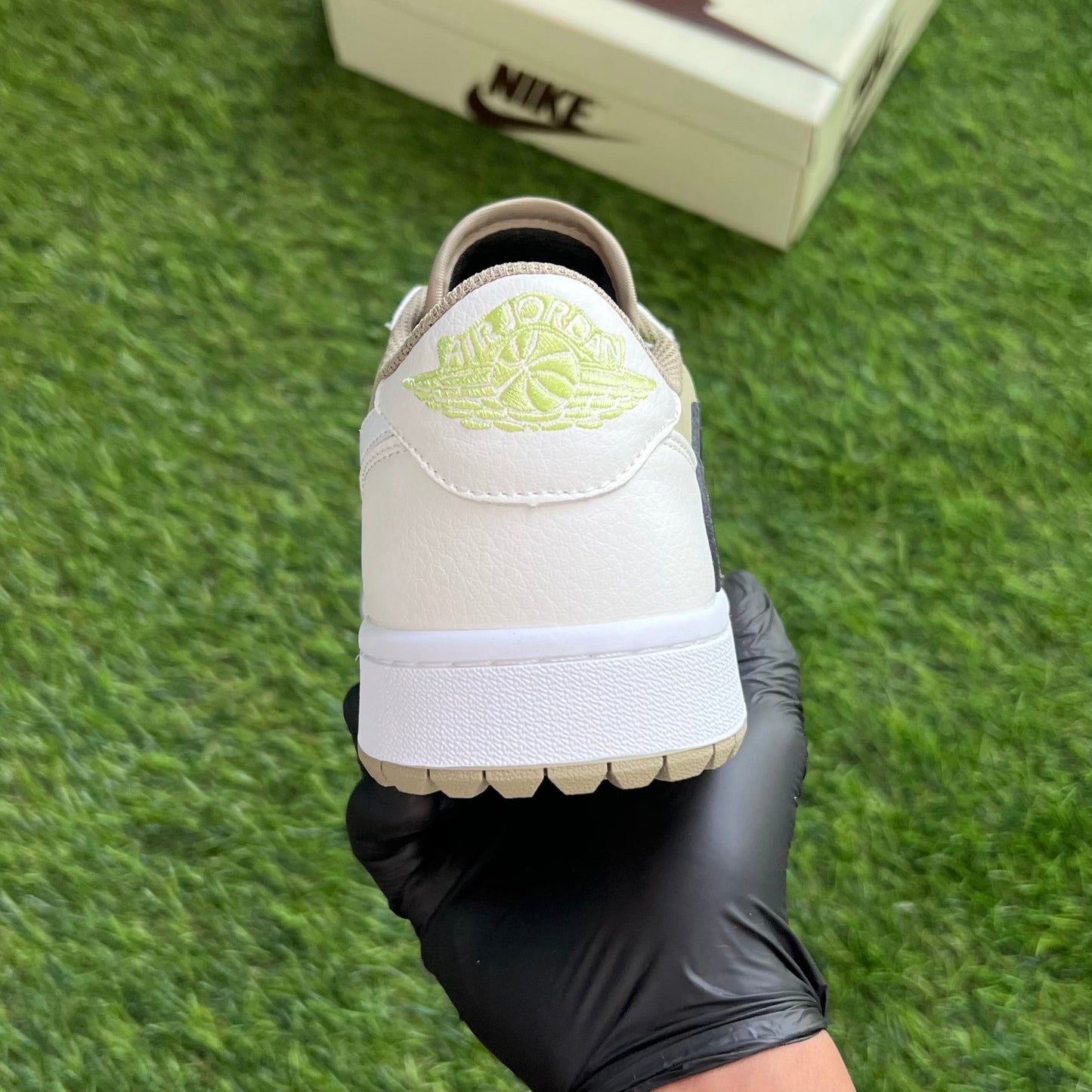 Travis Scott x Jordan 1 Low Golf “Neutral Olive”