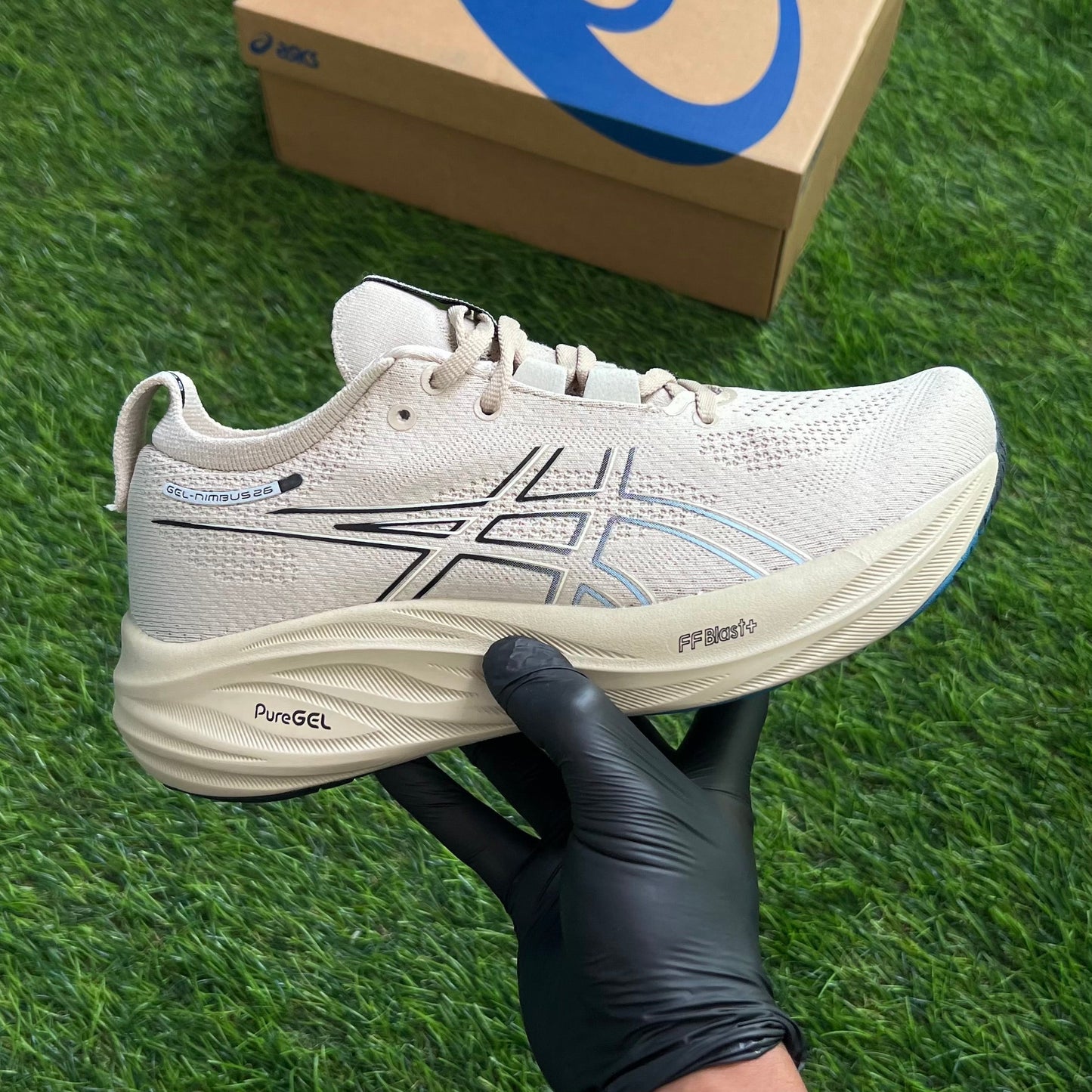 ASICS Gel-Nimbus 26 “Feather Grey Black”