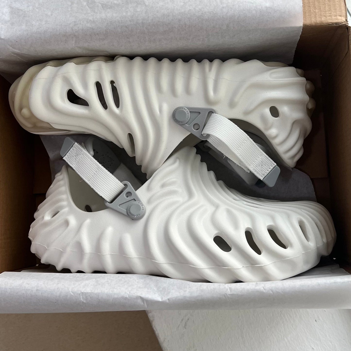 Salehe Bembury x Pollex Clog “White” Crocs