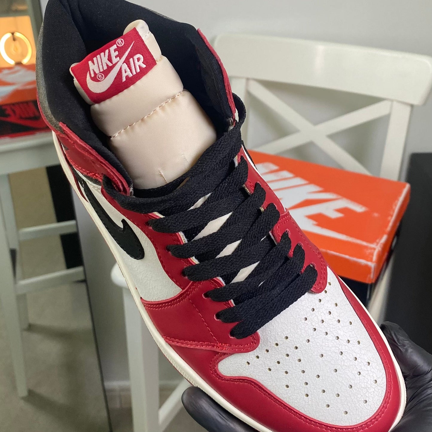 Air Jordan 1 Retro High OG ‘Chicago Lost & Found’