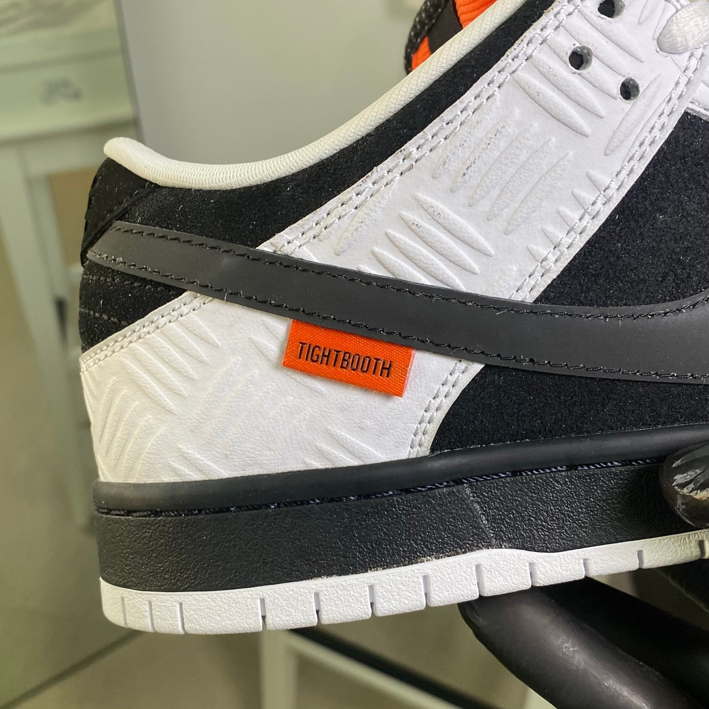 TIGHTBOOTH x Nike SB dunk