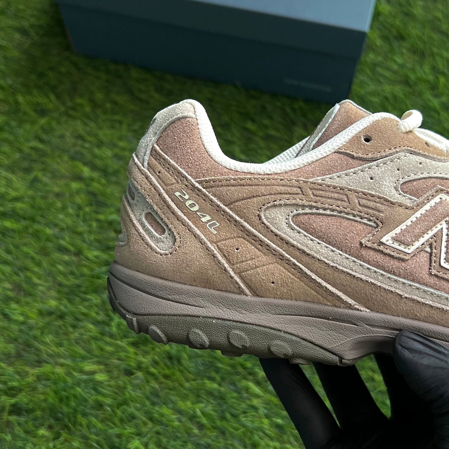 New Balance 204L "Mushroom/Arid Stone"