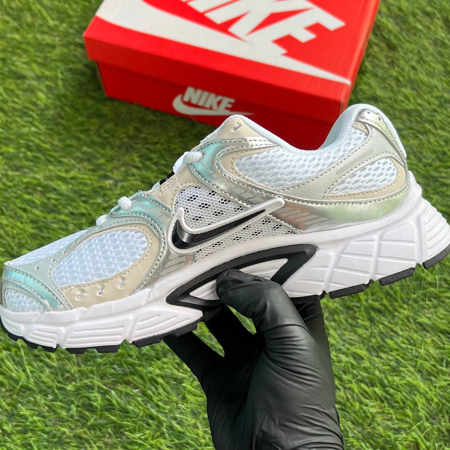 Nike V5 RNR “College Grey Black”