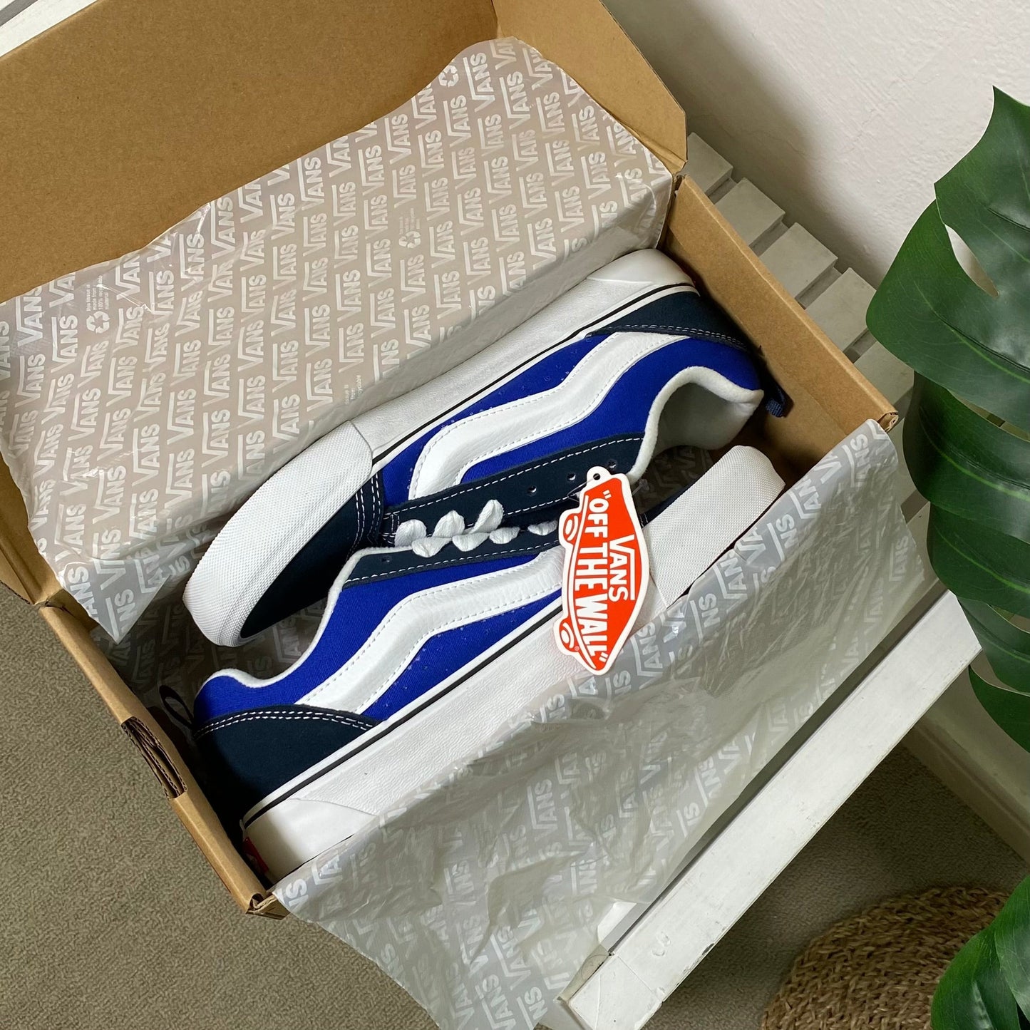 Vans Knu “Navy White”