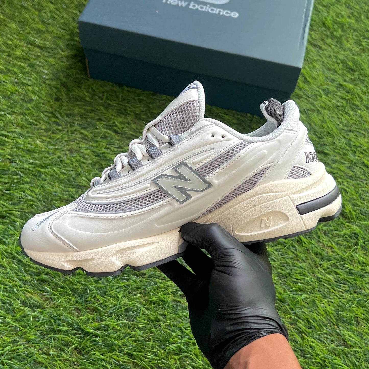 New Balance 1000 “Sea Salt Grey”