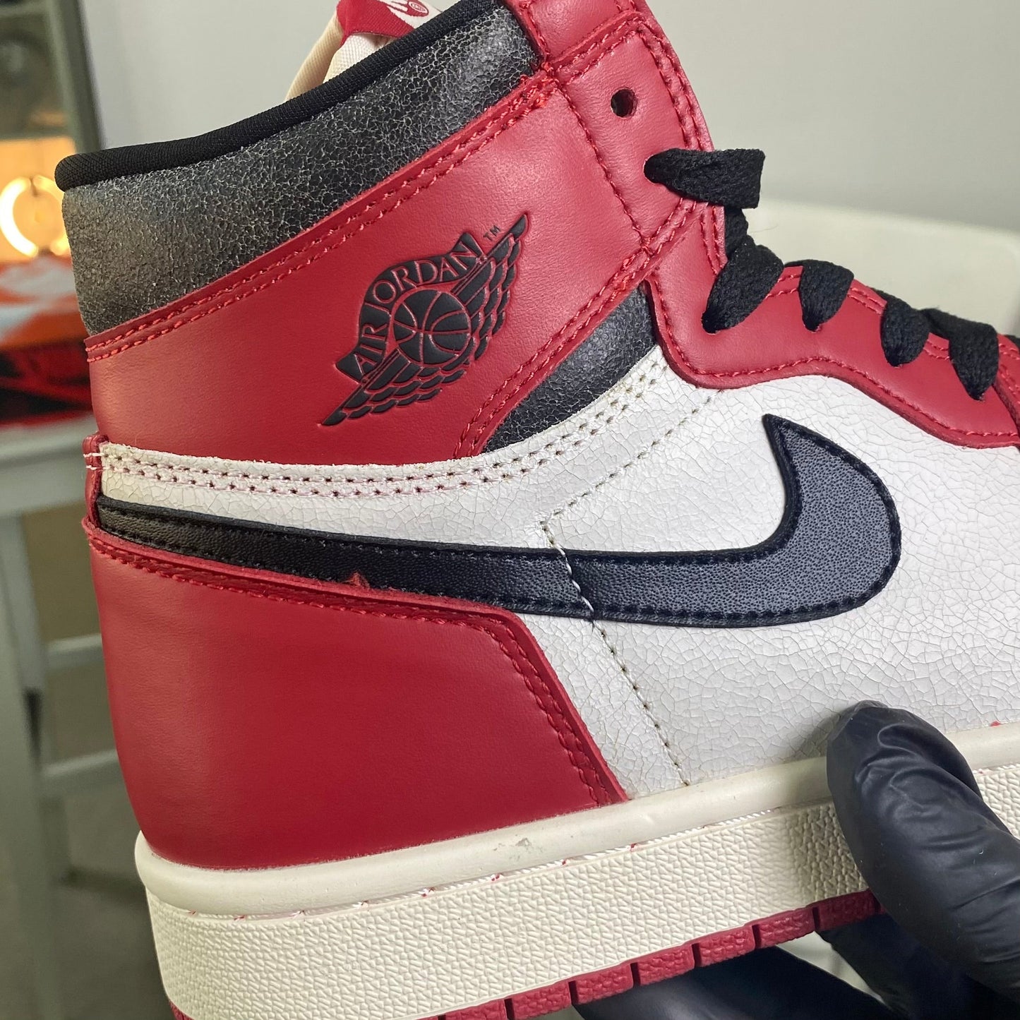 Air Jordan 1 Retro High OG ‘Chicago Lost & Found’