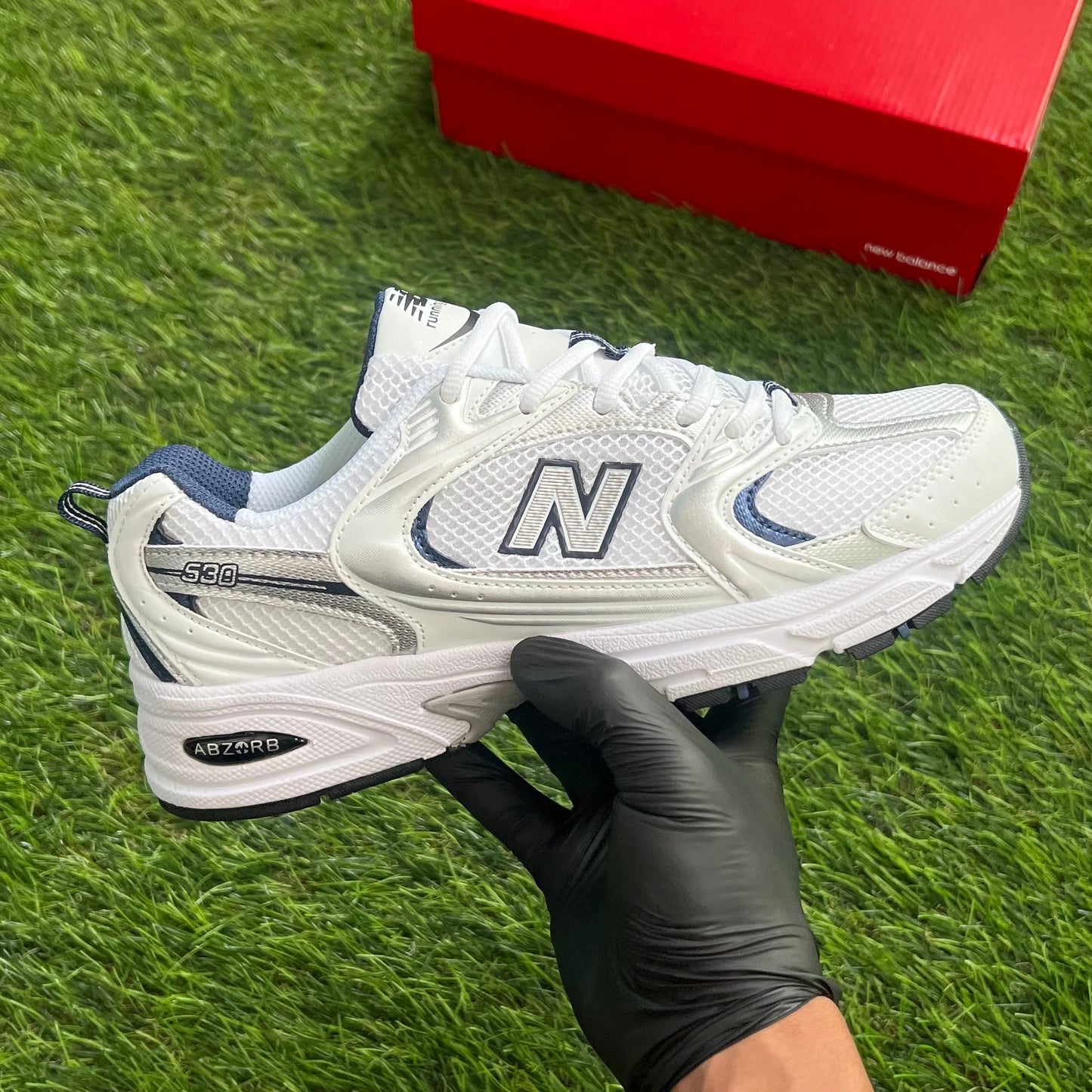 New Balance 530 “White Silver Navy”