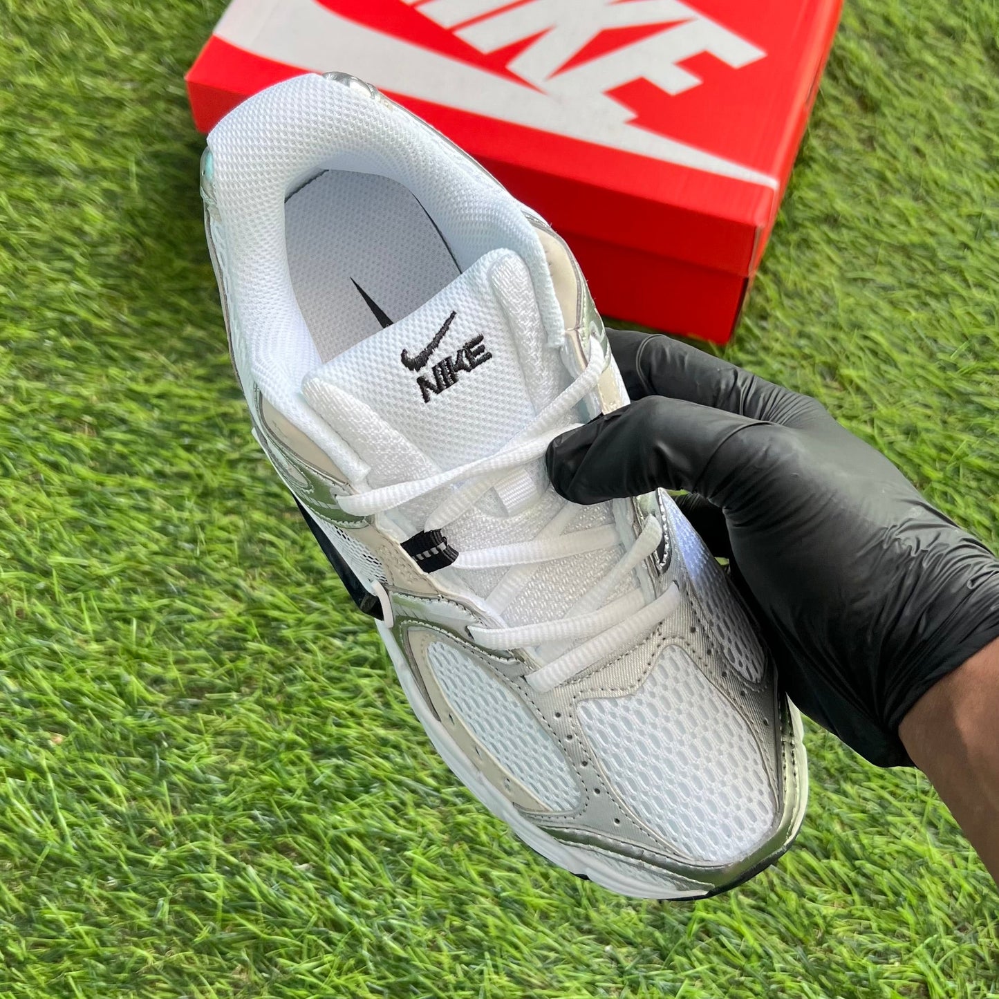 Nike V5 RNR “College Grey Black”