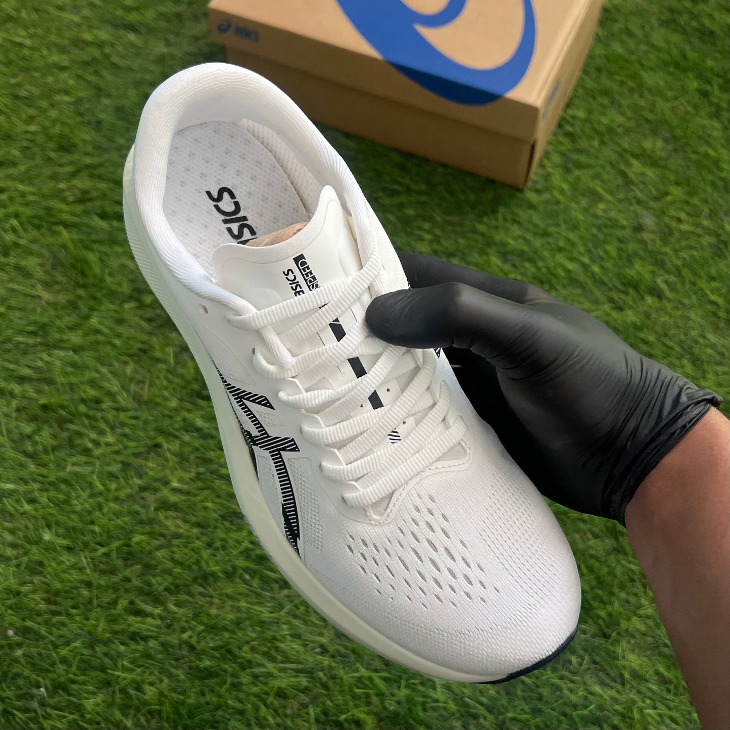 ASICS Magic Speed 4 “White Black”