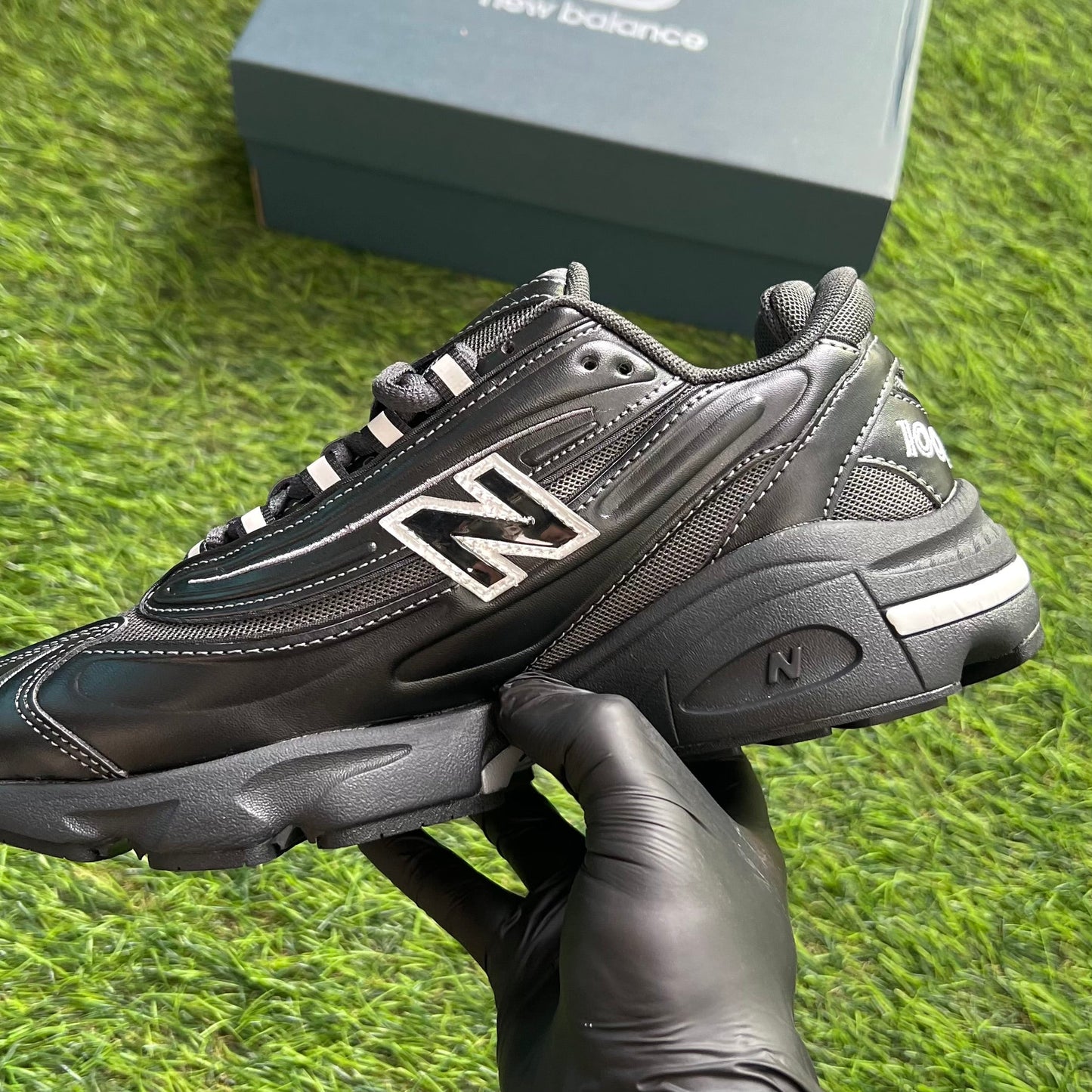 New Balance 1000 “Black”