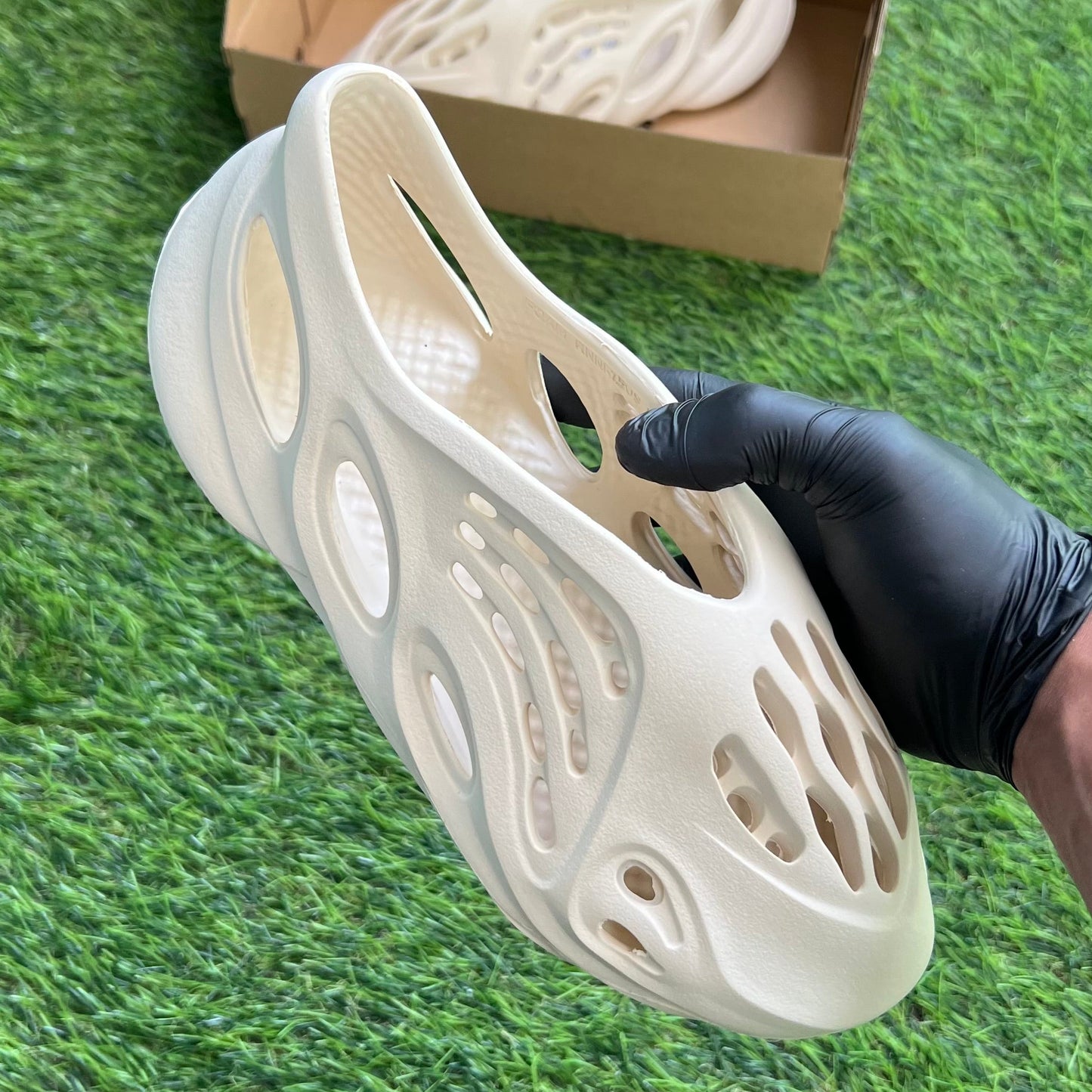 Adidas Yeezy Foam Runner “Sand”