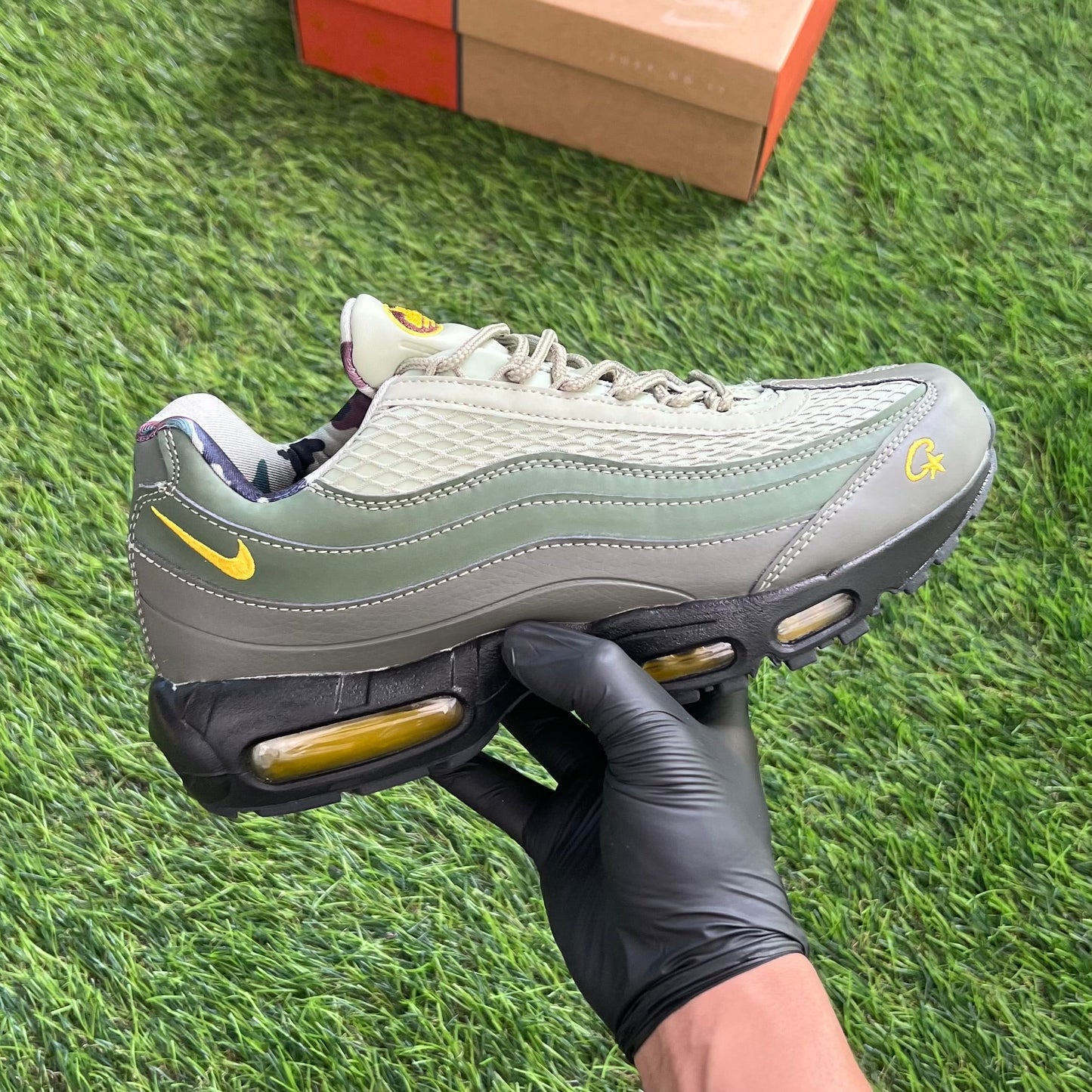 Corteiz x Nike Air Max 95 SP 'RULES THE WORLD' “gutta green”