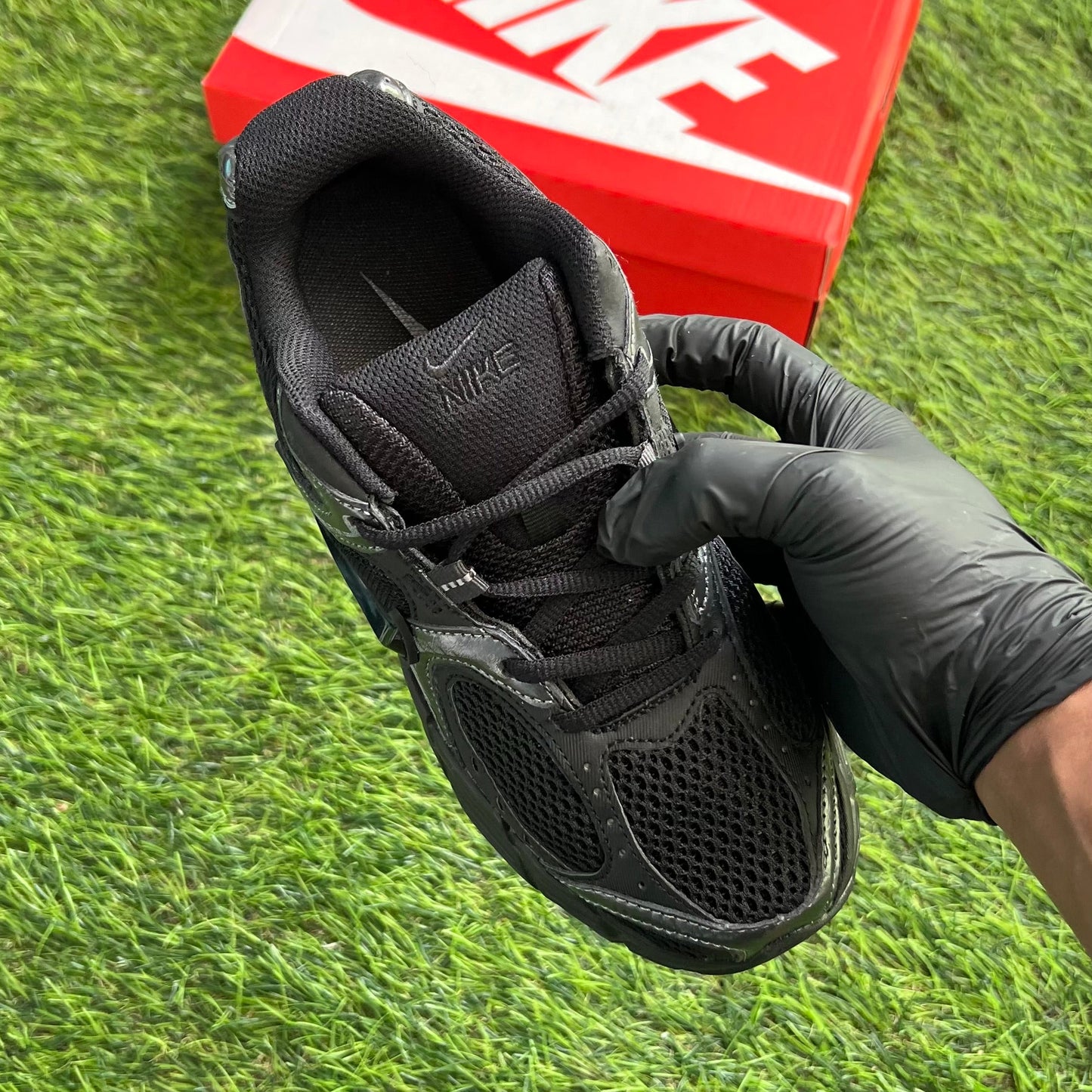 Nike V5 RNR “Black Anthracite”