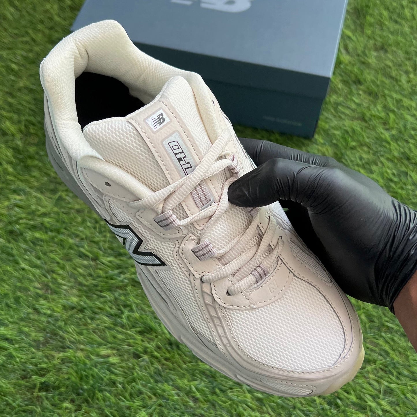 New Balance 740 “Lunar”