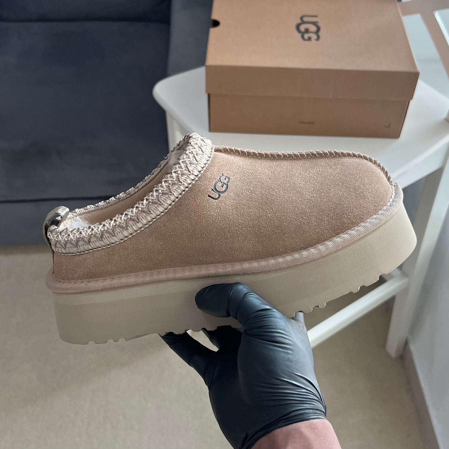 UGG  Tazz “Sand”