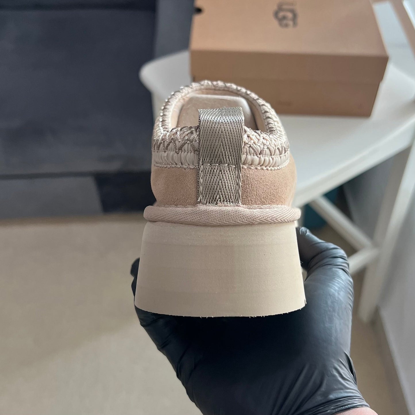 UGG  Tazz “Sand”