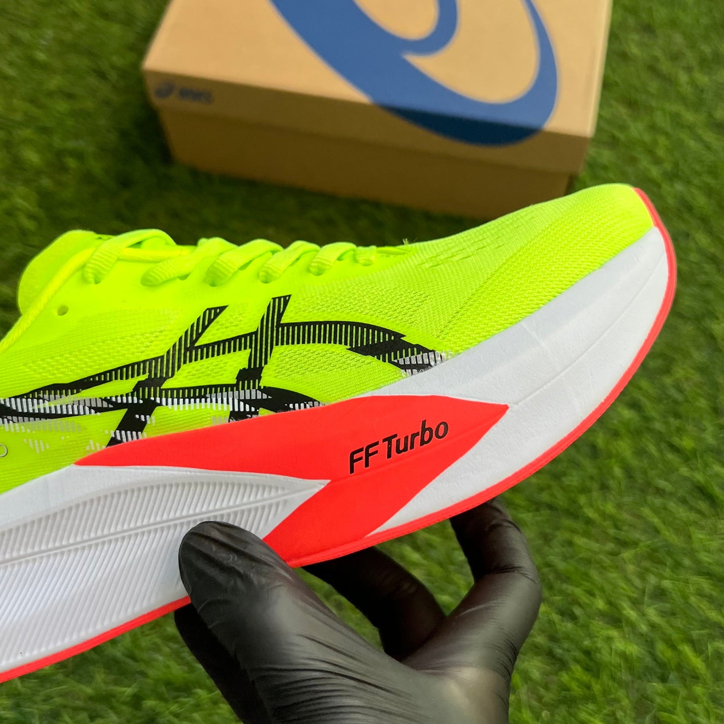 Asics Magic Speed 4 "Safety Yellow / Black"