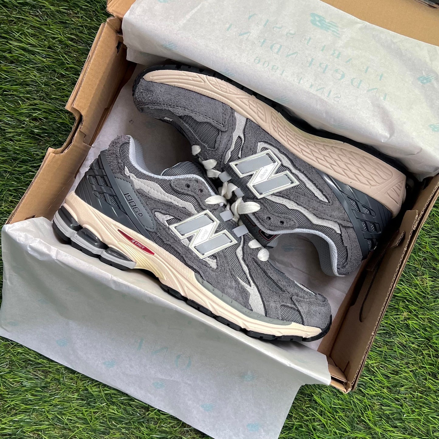 New Balance 1906R "Protection Pack - Grey"