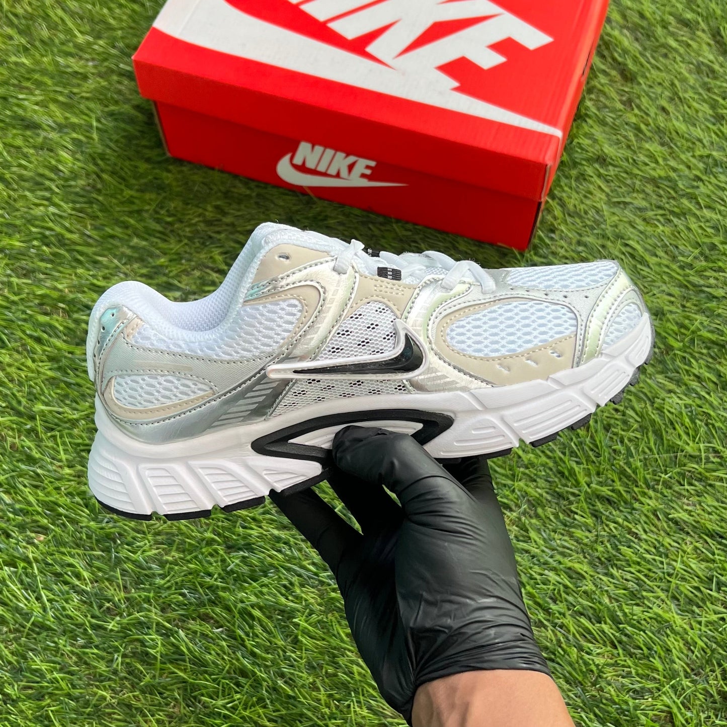 Nike V5 RNR “College Grey Black”